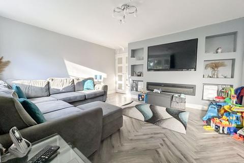 10 Linforth Drive, Sutton Coldfield, B74 2EQ