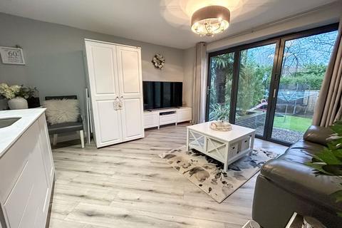 10 Linforth Drive, Sutton Coldfield, B74 2EQ
