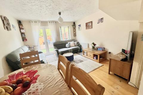 9 Fuchsia Close, Rush Green, Romford, RM7 0YZ