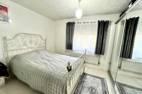 9 Fuchsia Close, Rush Green, Romford, RM7 0YZ