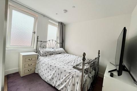 1 bedroom apartment for sale, London Road, Romford