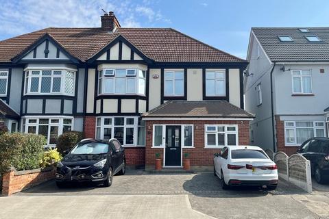 19 The Chase, Romford, RM1 4BE