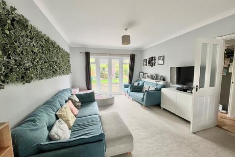 19 The Chase, Romford, RM1 4BE