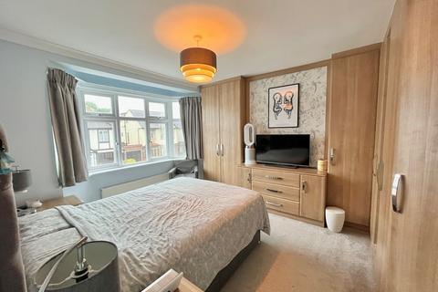 19 The Chase, Romford, RM1 4BE