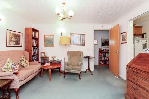 2 bedroom retirement property for sale, King Street, Tring