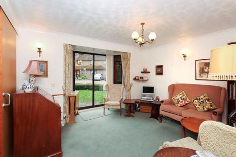 2 bedroom retirement property for sale, King Street, Tring