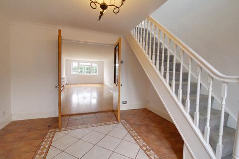 4 bedroom semi-detached house for sale, Theobalds Road, Cuffley EN6