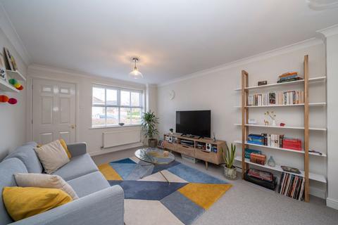 2 bedroom apartment for sale, Byewaters, Watford WD18