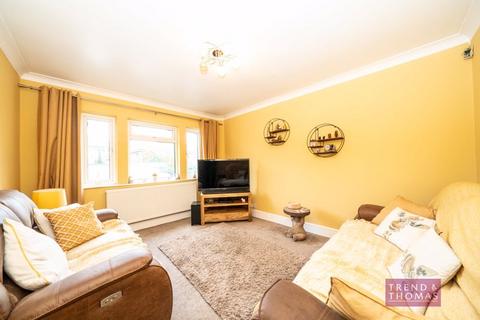 3 bedroom semi-detached house for sale, Rickmansworth Road, Watford WD18