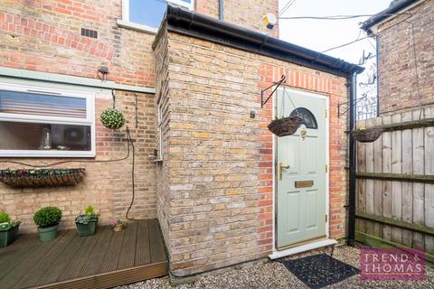 2 bedroom semi-detached house for sale, High Street, Rickmansworth WD3