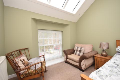 19 Keathbank Court Balmoral Road, Rattray, Blairgowrie, PH10 7HW