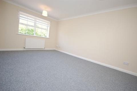 1 bedroom apartment to rent, Salters Close, Rickmansworth WD3