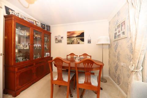 1 bedroom retirement property for sale, High Street, Rickmansworth WD3