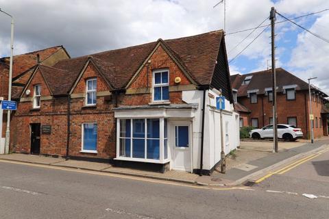 Office to rent, Church Street, Rickmansworth WD3