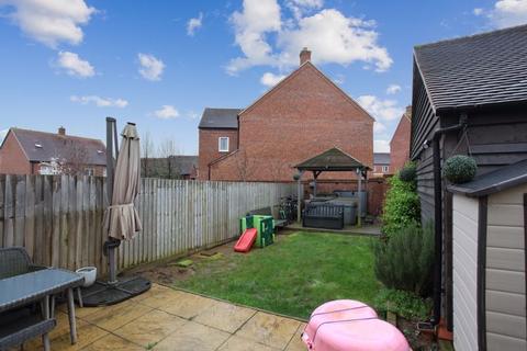 3 bedroom semi-detached house for sale, Bourton Road, Banbury