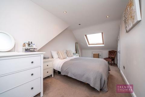 3 bedroom terraced house for sale, Ebury Road, Rickmansworth WD3