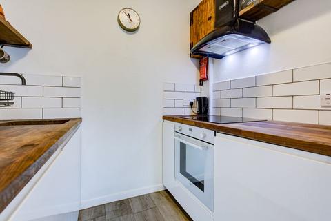 Studio for sale, Grove Mill Lane, Watford WD17