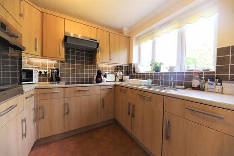 1 bedroom retirement property for sale, High Street, Rickmansworth WD3