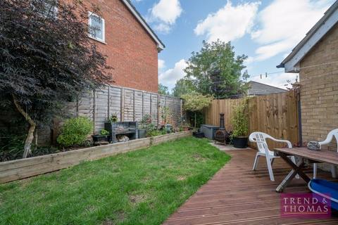 3 bedroom detached house for sale, Byewaters, Watford WD18