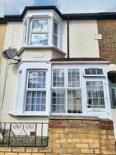 5 bedroom terraced house to rent, Queens Road, London E17