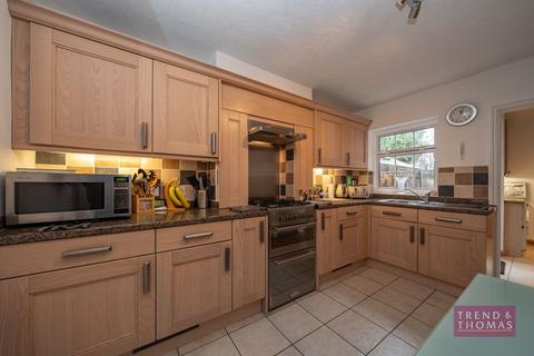 2 bedroom terraced house for sale, High Street, Rickmansworth WD3