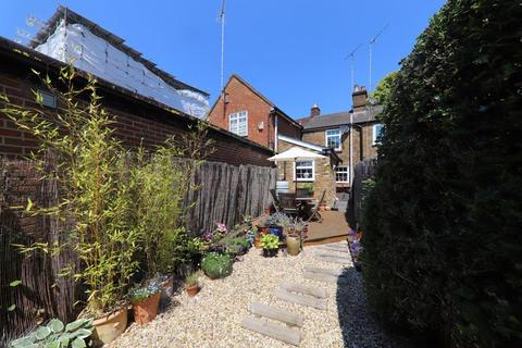 2 bedroom terraced house for sale, High Street, Rickmansworth WD3