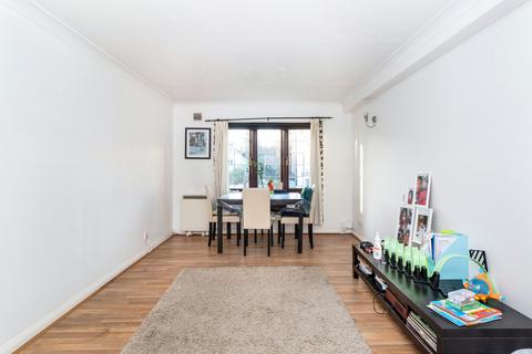 1 bedroom flat to rent, Rushmon Court, Hook Road, Surbiton, KT6