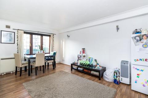 1 bedroom flat to rent, Rushmon Court, Hook Road, Surbiton, KT6