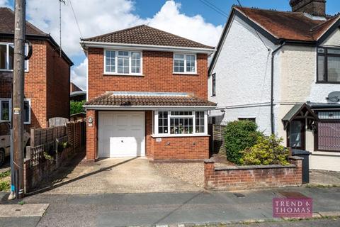 3 bedroom detached house for sale, Pineapple Road, Amersham HP7