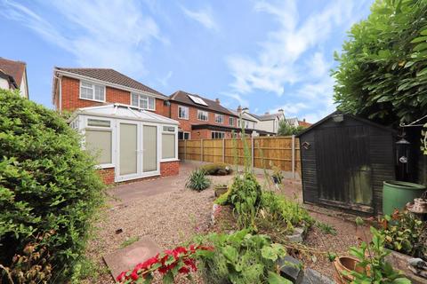 3 bedroom detached house for sale, Pineapple Road, Amersham HP7