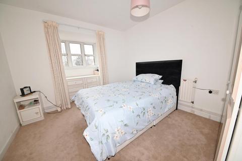 2 bedroom retirement property for sale, Walpole Road, Teddington TW11