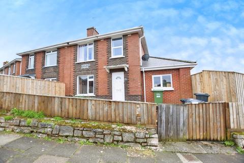 94 Attwyll Avenue, Exeter, EX2 5HW