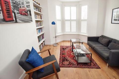 80a Pinhoe Road, Exeter, EX4 7HL