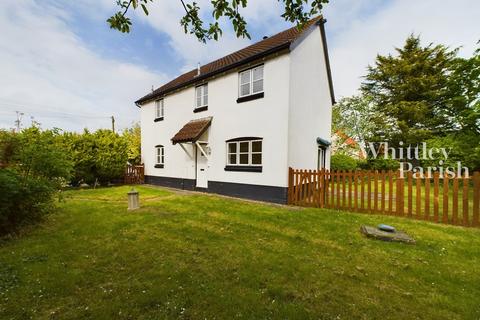 4 bedroom detached house to rent, Grove House, Mellis Road