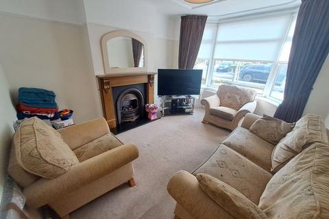 3 bedroom semi-detached house to rent, Winchester Avenue, Liverpool
