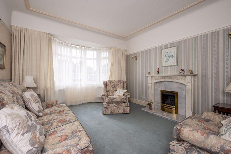 Kingsfield Road, Maghull L31 2 bed semidetached bungalow for sale £