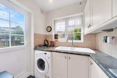480 Baring Road, London, SE12 0EG