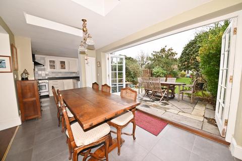 6 bedroom terraced house for sale, Cranmer Road, Hampton Hill TW12