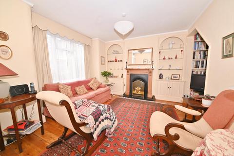 4 Andover Road, Twickenham, TW2 6PD