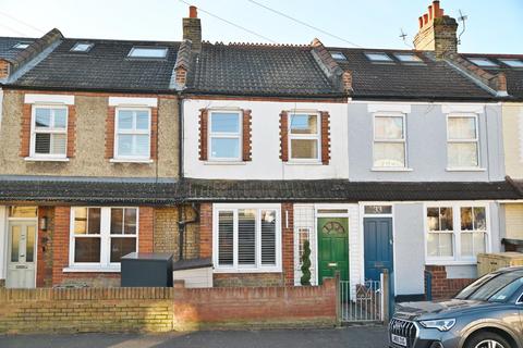 31 Andover Road, Twickenham, TW2 6PD
