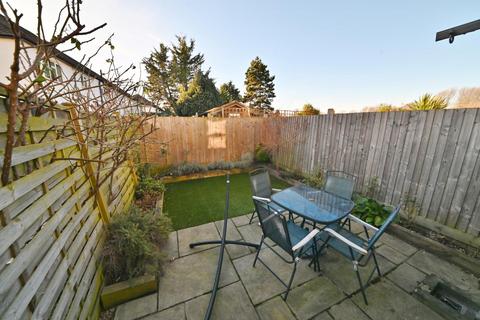 31 Andover Road, Twickenham, TW2 6PD