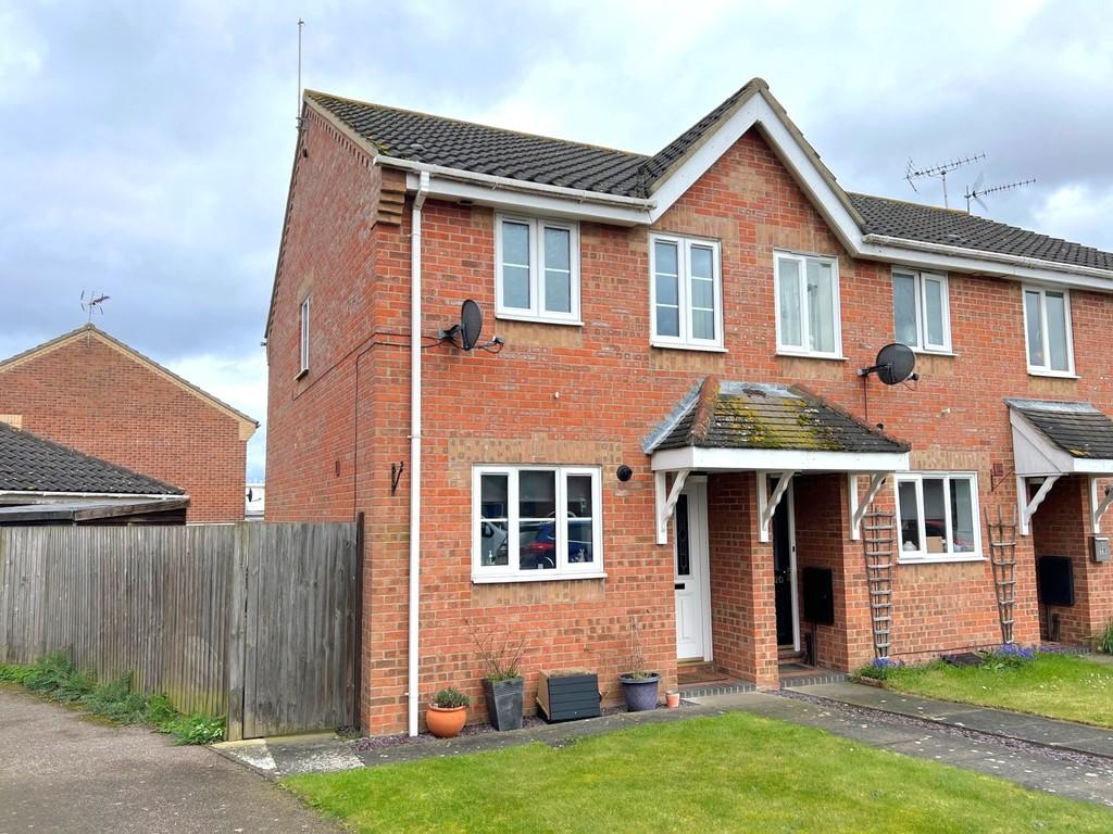 Willow Close, North Walsham 2 bed end of terrace house for sale £200,000