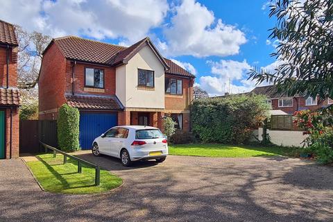 4 bedroom detached house for sale, Maybank, North Walsham
