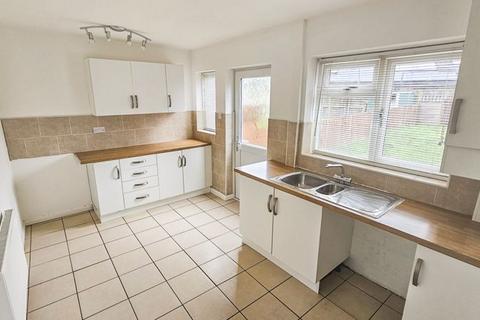 2 bedroom terraced house to rent, Andover Road, Nottingham, NG5 5FB