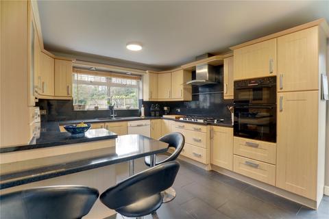 2 Abelia Way, Priorslee, Telford, TF2 9TJ