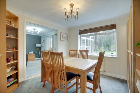 2 Abelia Way, Priorslee, Telford, TF2 9TJ