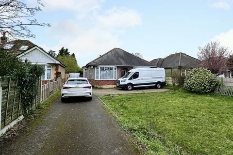 3 bedroom bungalow for sale, Ringwood Road, Poole BH12