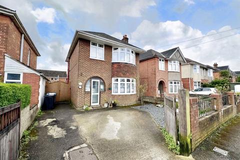3 bedroom detached house for sale, Cynthia Road, Poole BH12