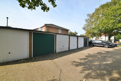 7 Regency Mews, Isleworth, TW7 7LX