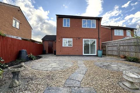 3 bedroom detached house to rent, Meadowsweet Close, Melton Mowbray